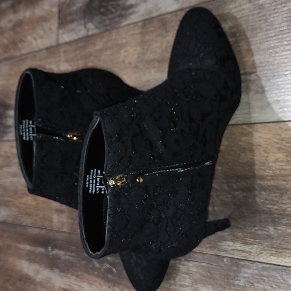 Kelly & Katie Black Lace Heel Ankle Boots - Picture 6 of 7